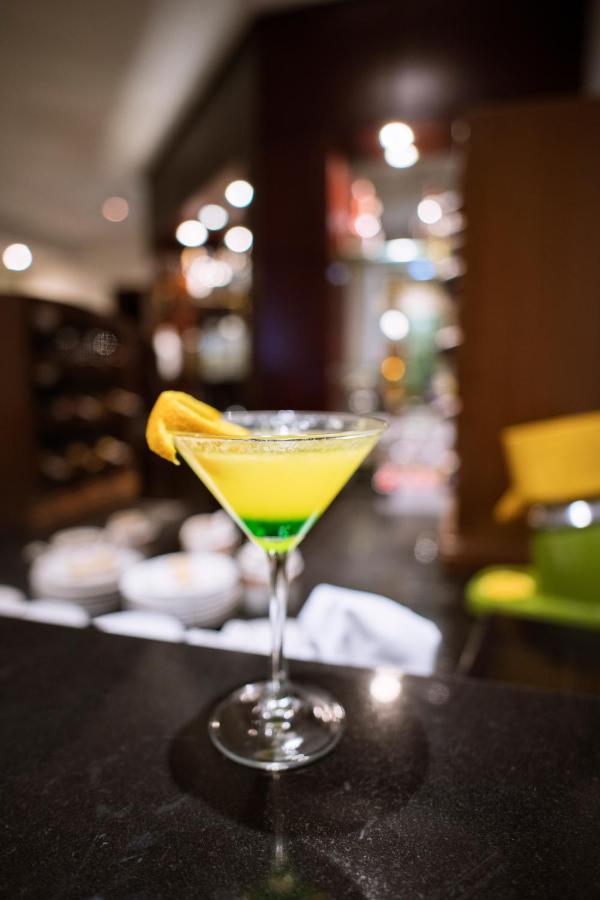 基加利塞雷纳酒店 外观 照片